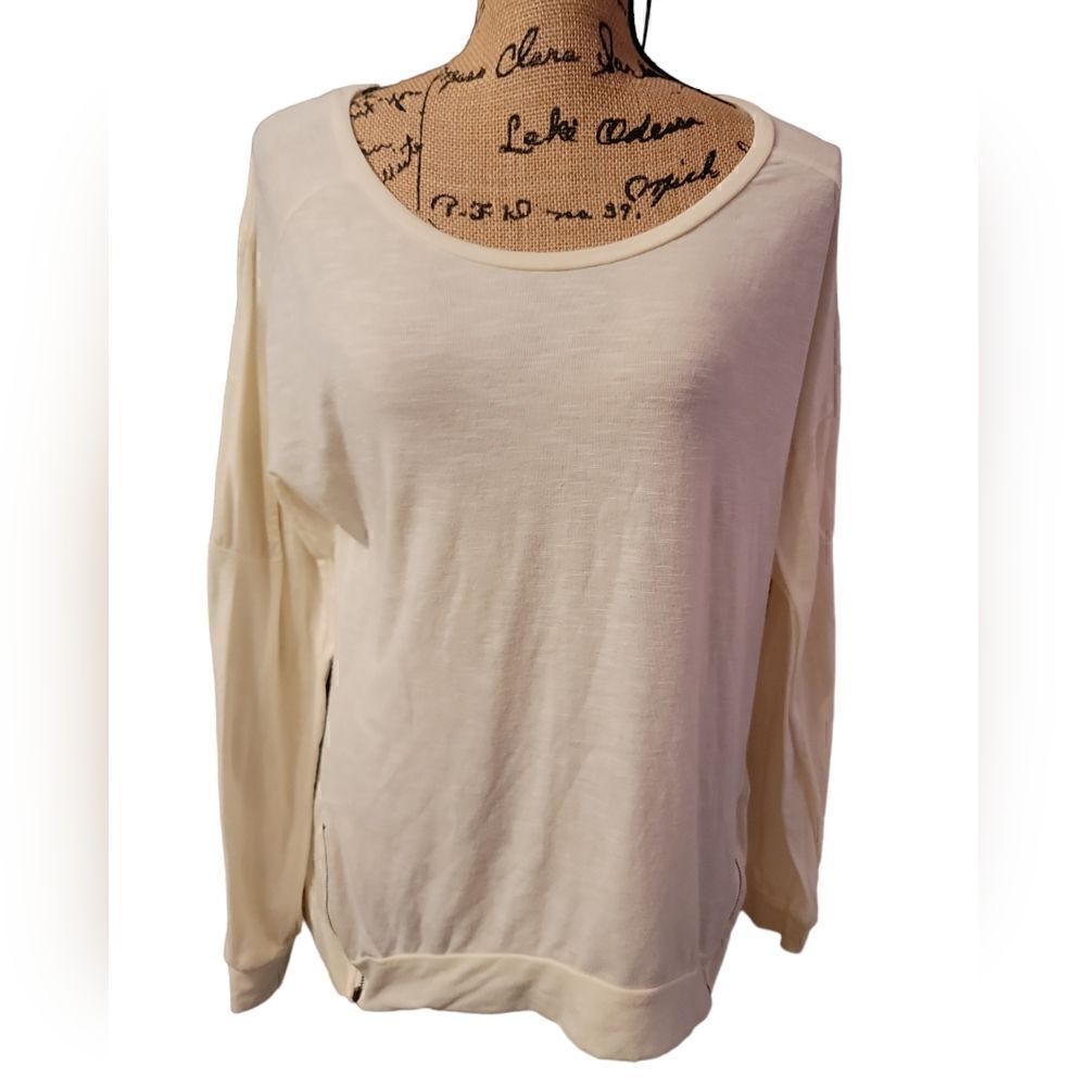 Poof! Long Sleeve Cream Color Side Zippered Top Size M